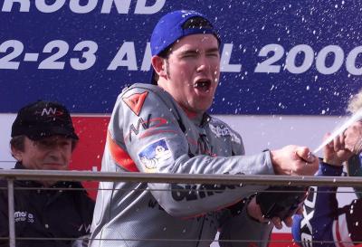 Gobert podium Philip Island WSBK 2000